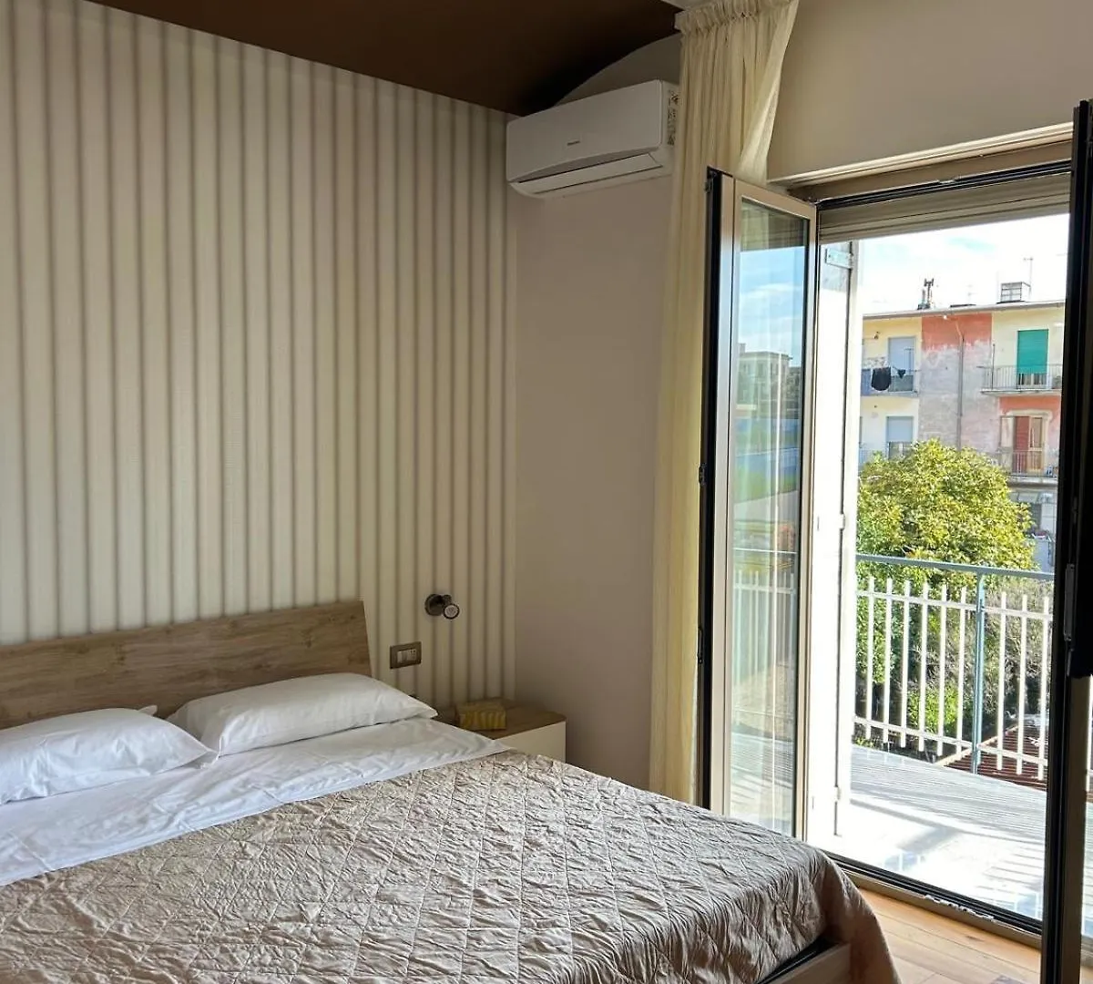 Frühstückspension B&B Serangi - Il Piacere Di Sentirsi A Casa Cercola Italien